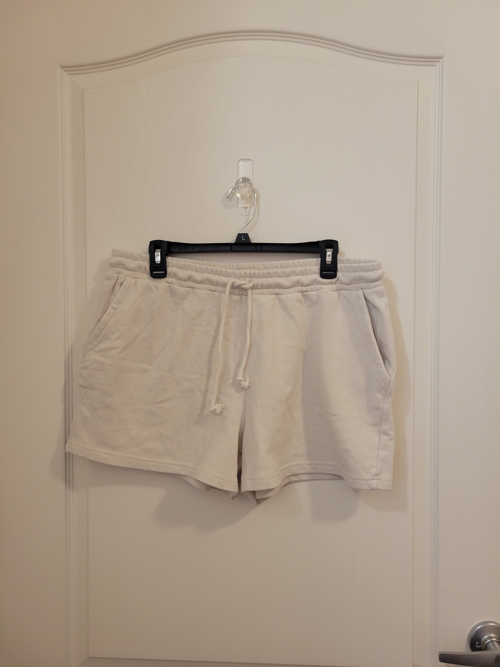bohme Women's Cream Drawstring Athletic Shorts